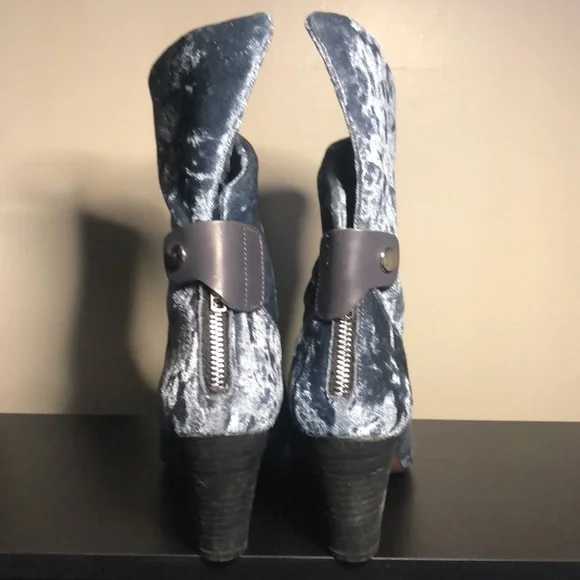 Free people light blue/gray velvet boots - Picture 10 of 15